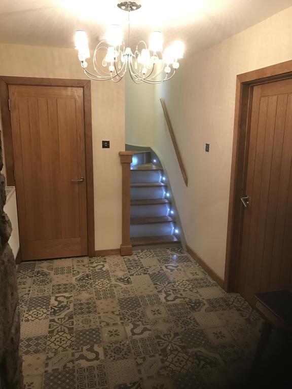 Deri-Down Guest House Abergavenny Buitenkant foto